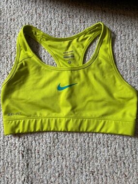 women’s nike sport bra